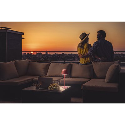 Endura Style Table CCT USB Magenta