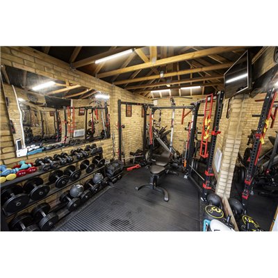 Essentials Damp Proof Integrated Extrusion 18W 600mm 840